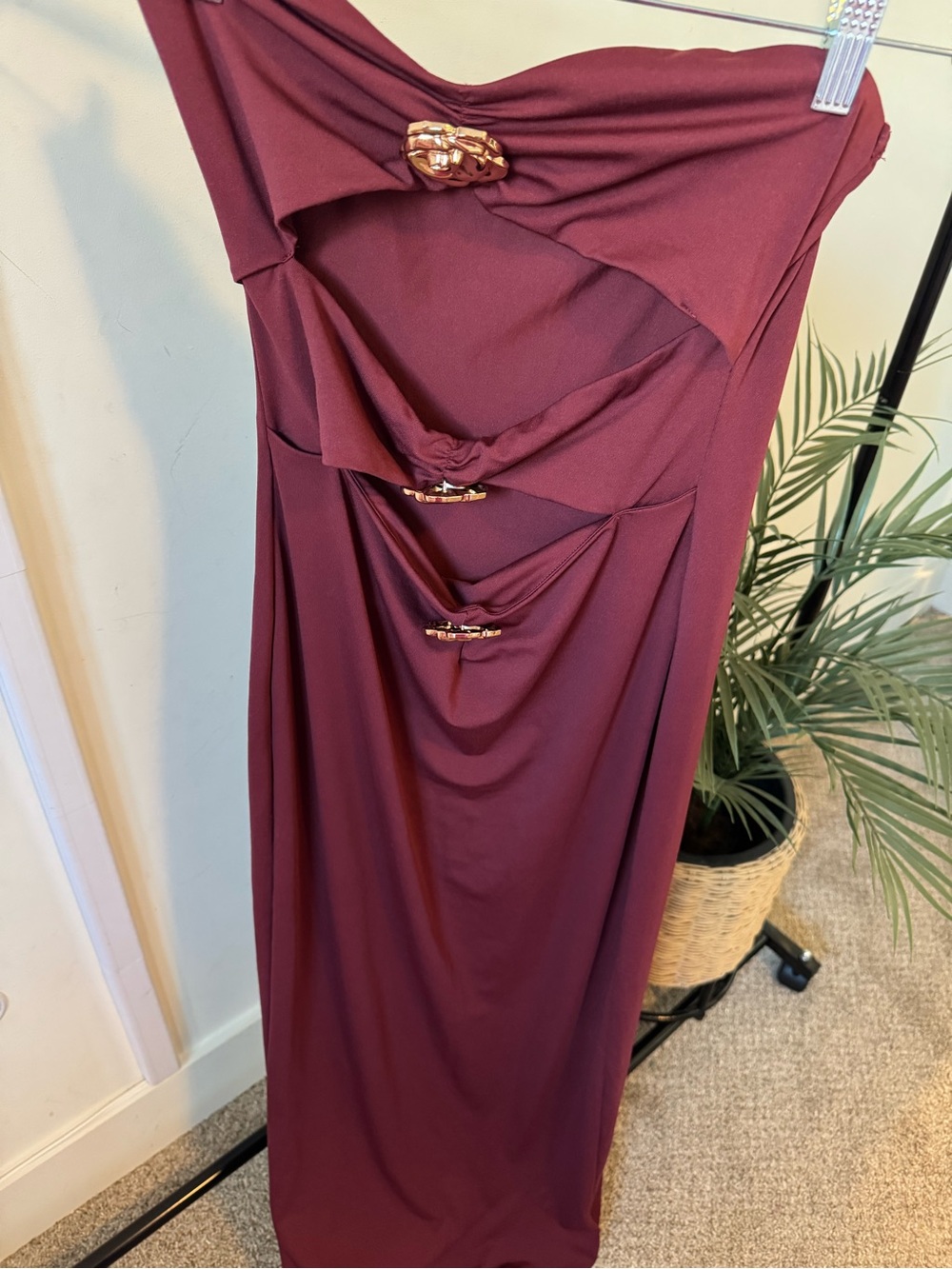 Strapless Cutout Maxi Dress with Gold Floral Accents - Burgundy Size Small - Picture 4 of 5